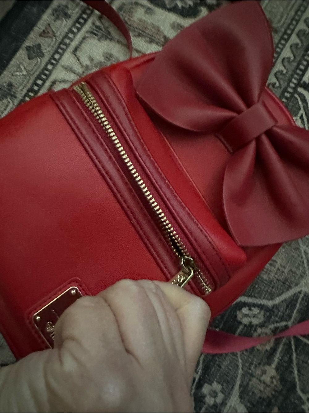 Disney loungefly Red Minnie Bow Mini Backpack with Gold Hardware - Picture 3 of 10